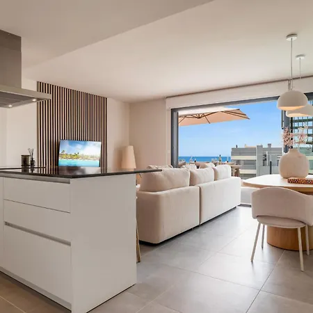 Pure Oasis - Luxury Penthouse 公寓 埃斯特波纳