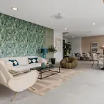 Pure Oasis - Luxury Penthouse אסטפונה