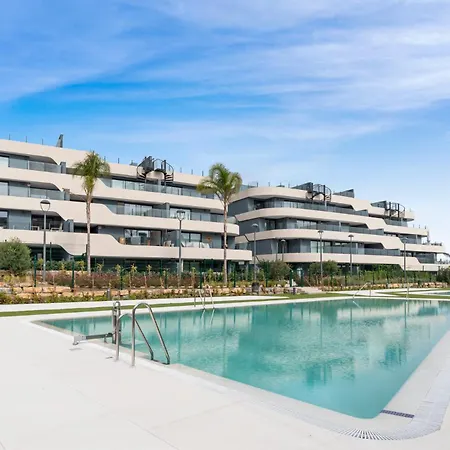 Pure Oasis - Luxury Penthouse *