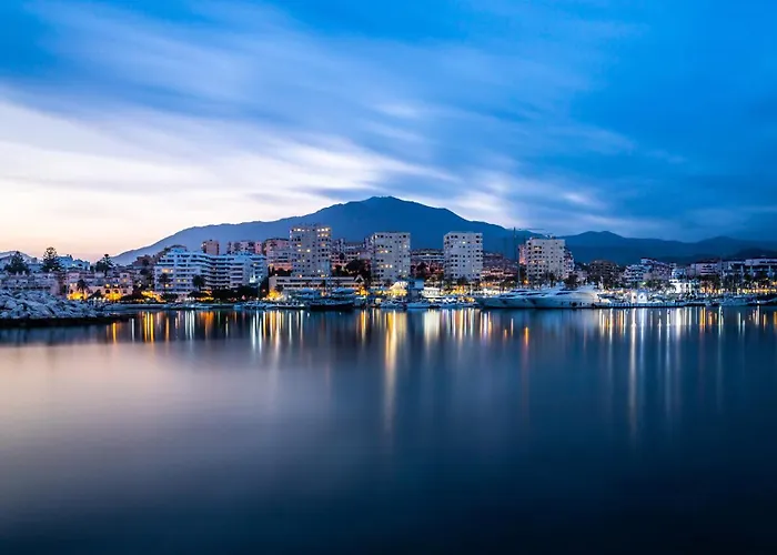 Pure Oasis - Luxury Penthouse Apartment Estepona