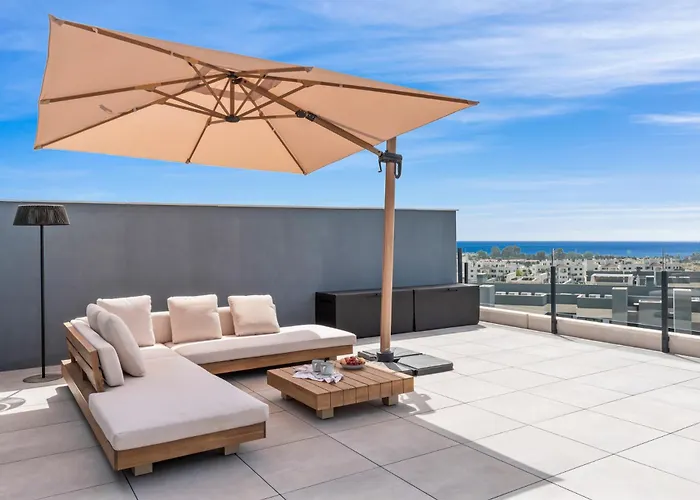 Pure Oasis - Luxury Penthouse *